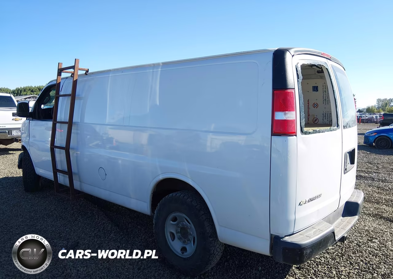 2017 Chevrolet Express 2500 1Wt VIN:1GCWGBFFXH1255953 - 3