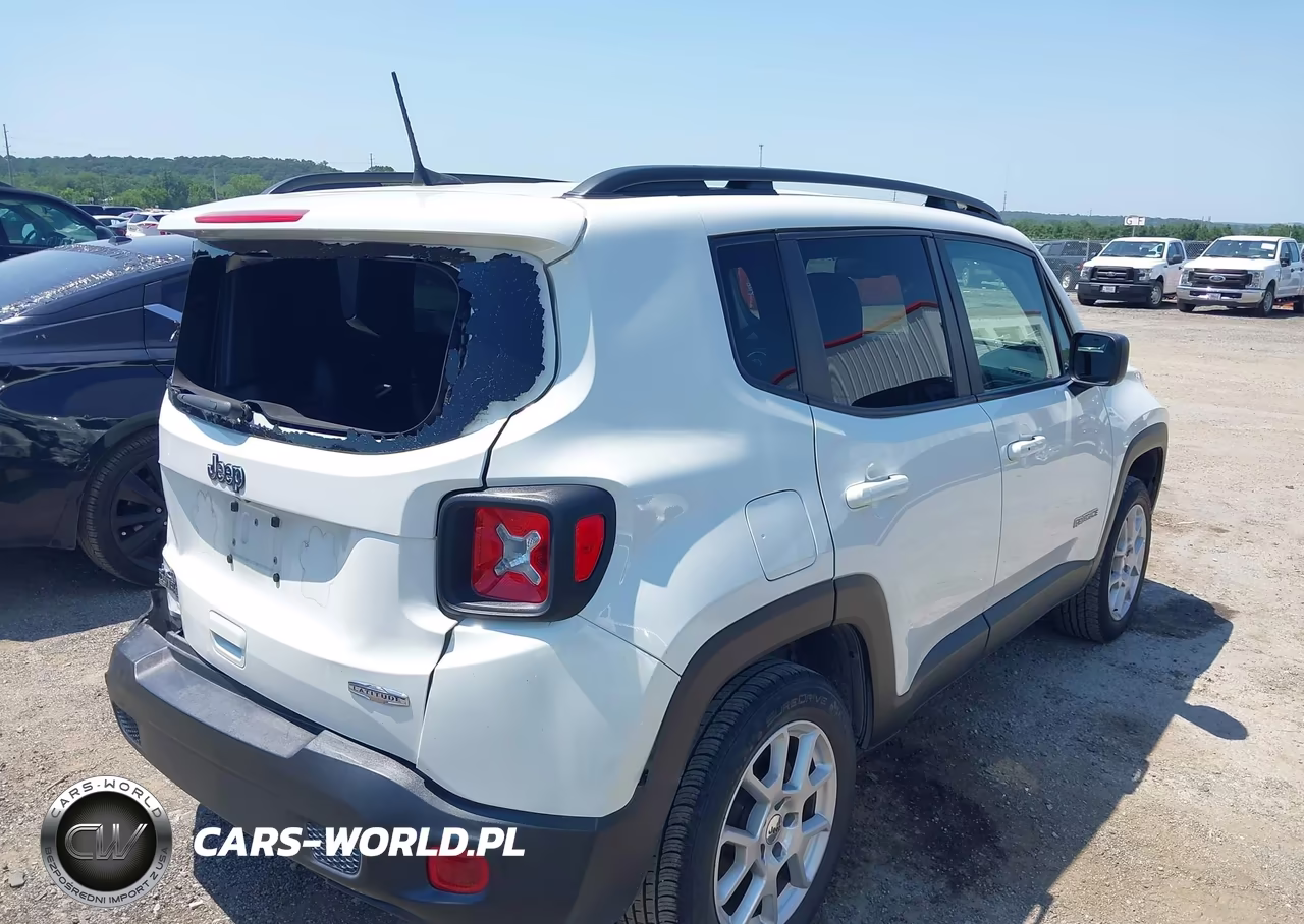 2022 Jeep Renegade Latitude 4X4 VIN:ZACNJDB12NPN53702 - 4