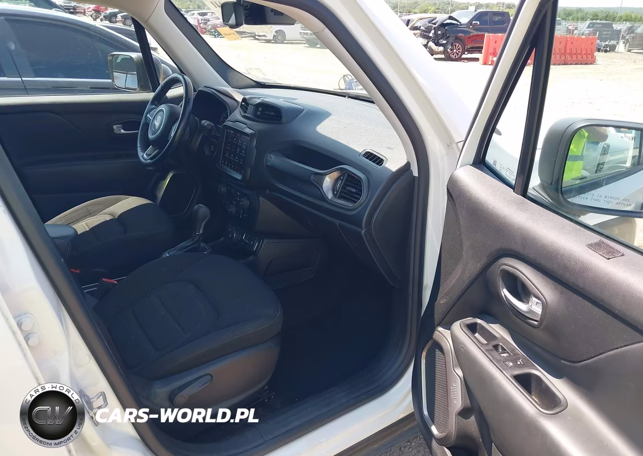 2022 Jeep Renegade Latitude 4X4 VIN:ZACNJDB12NPN53702 - 5
