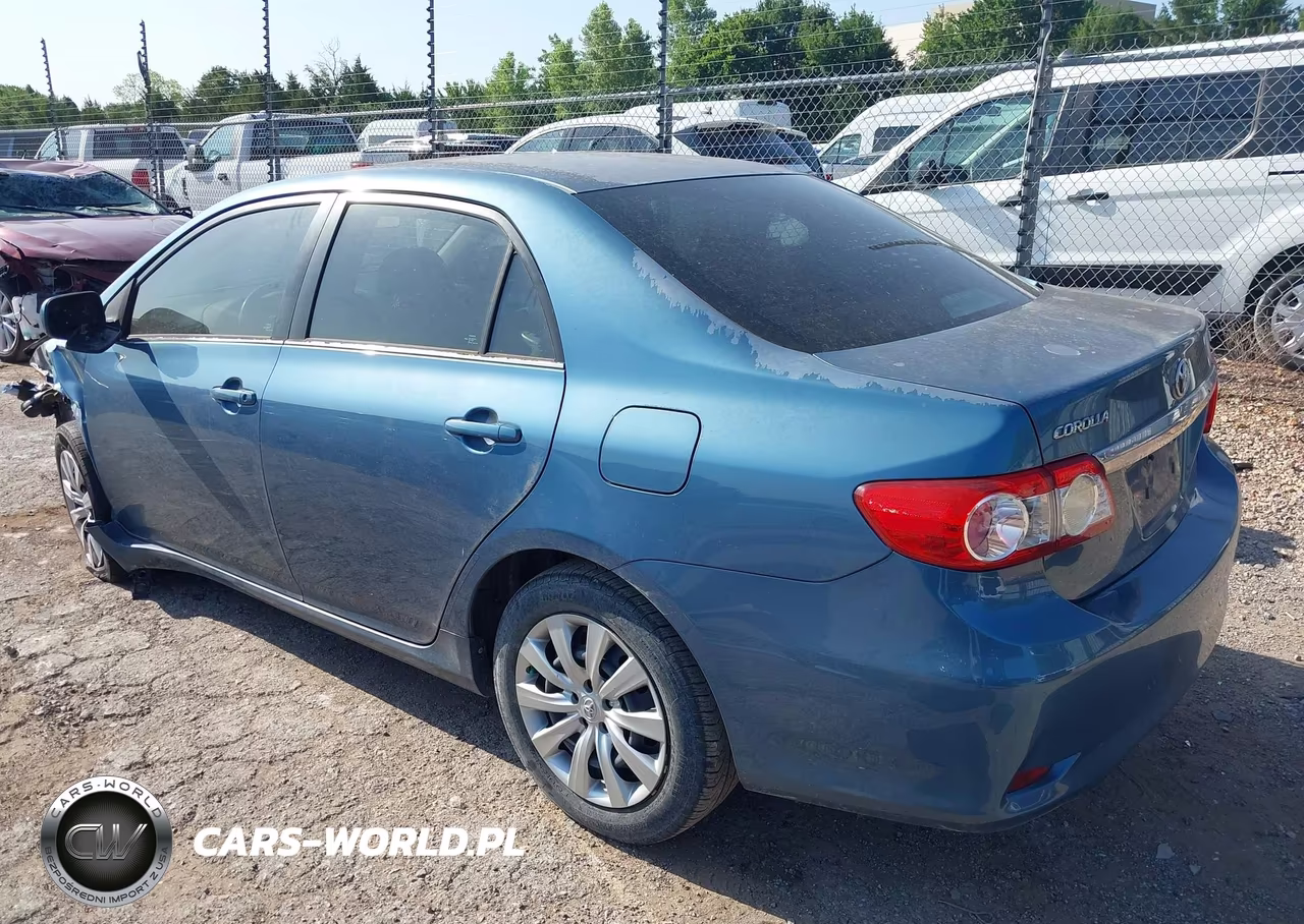 2013 Toyota Corolla Le VIN:5YFBU4EE1DP207548 - 3