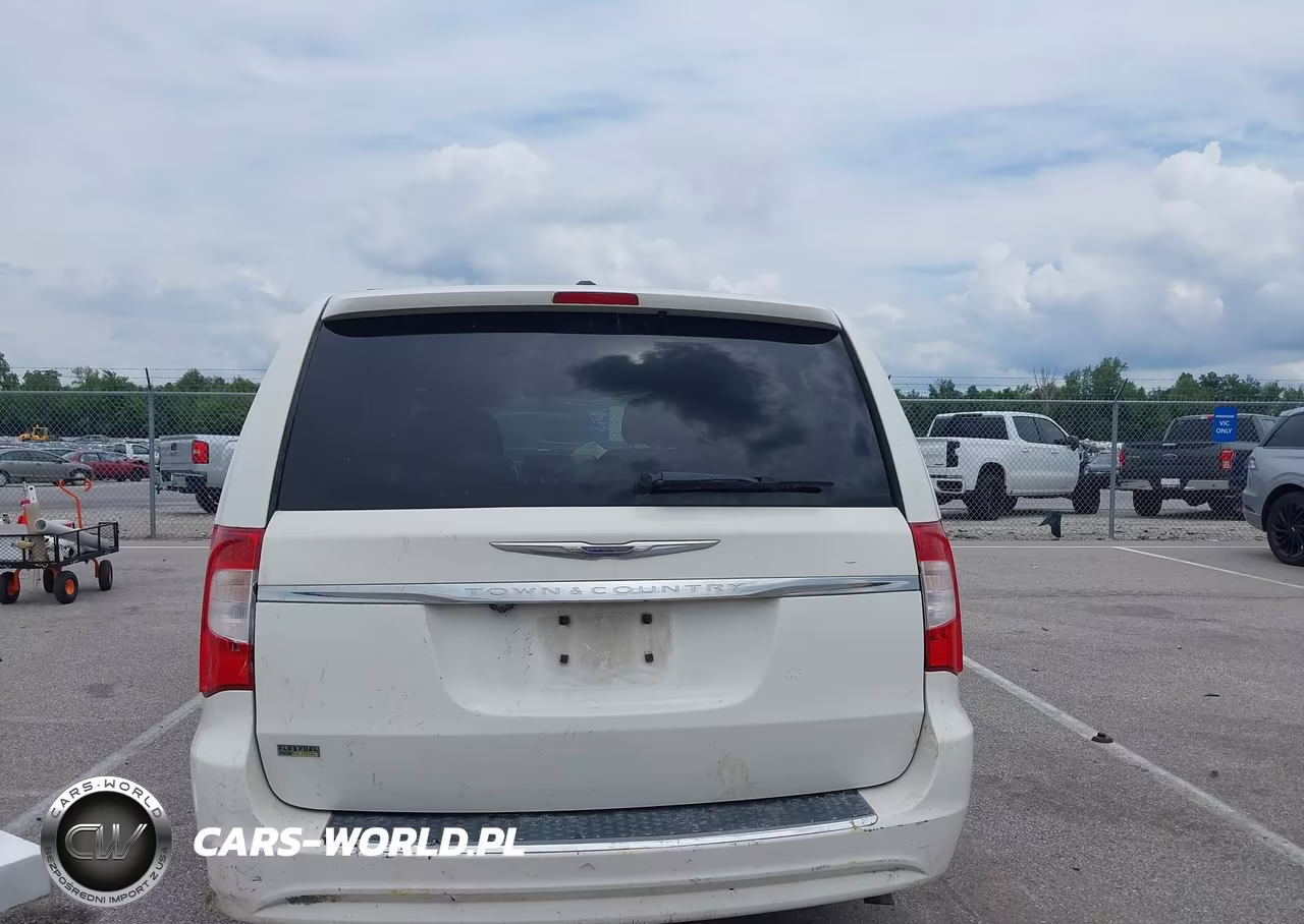 2011 Chrysler Town & Country Touring VIN:2A4RR5DG0BR649107 - 16