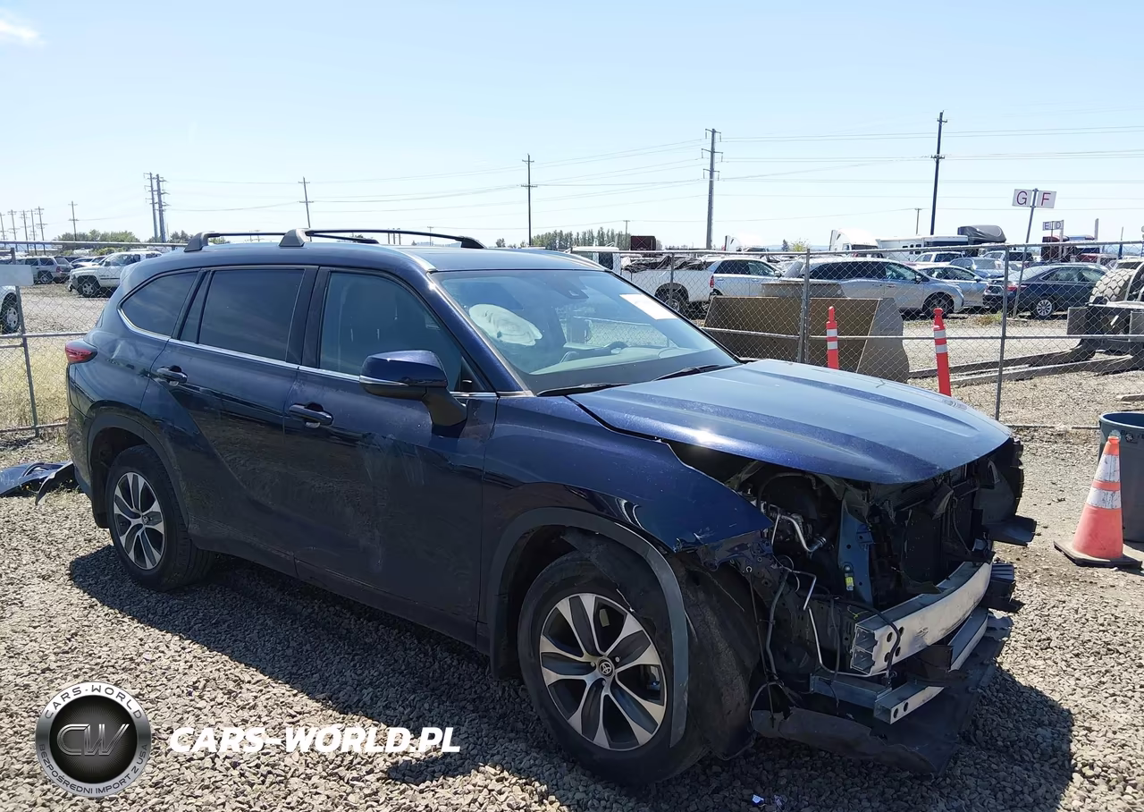 2021 Toyota Highlander Xle – zdjęcie 1 z 17