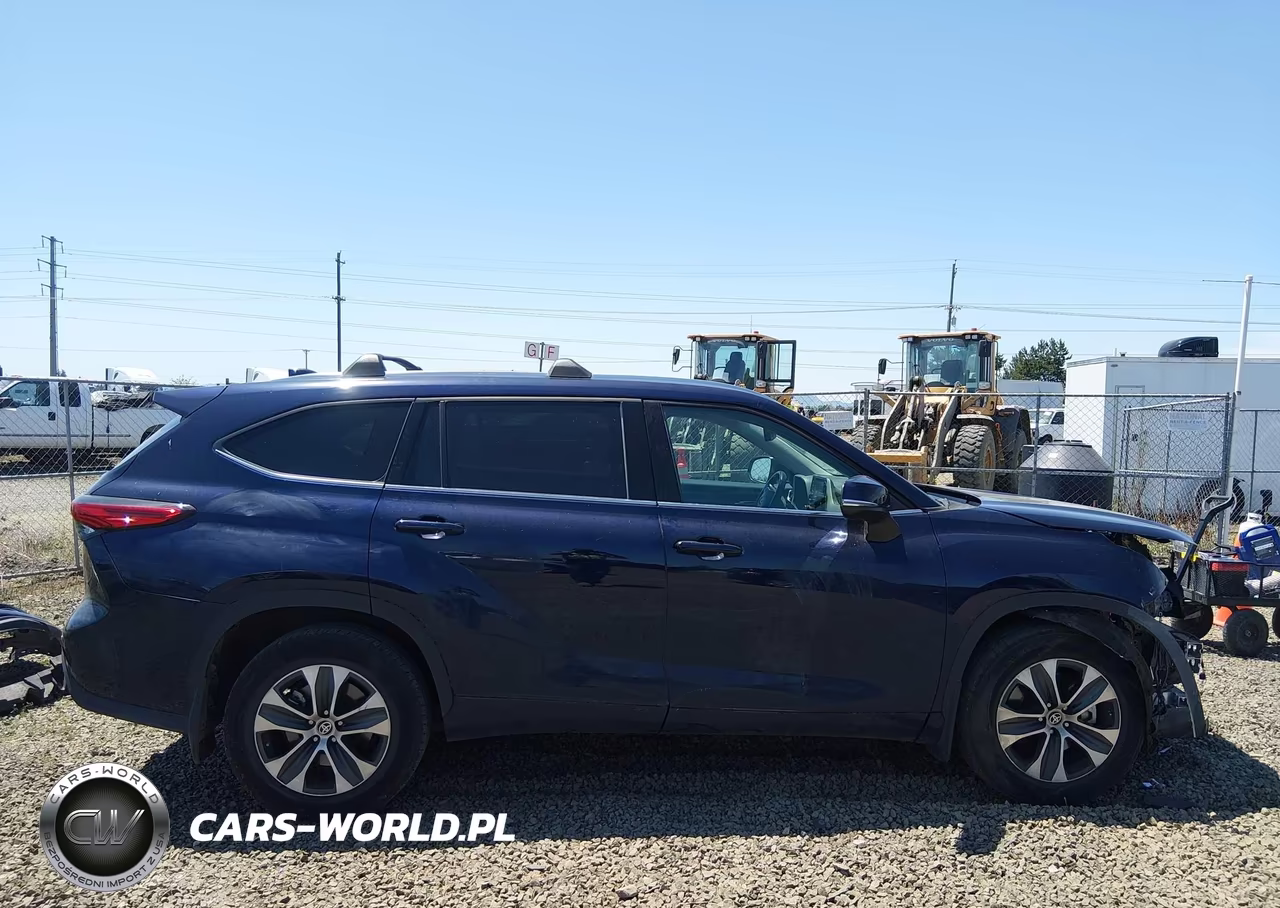 2021 Toyota Highlander Xle VIN:5TDHZRBH7MS524846 - 14