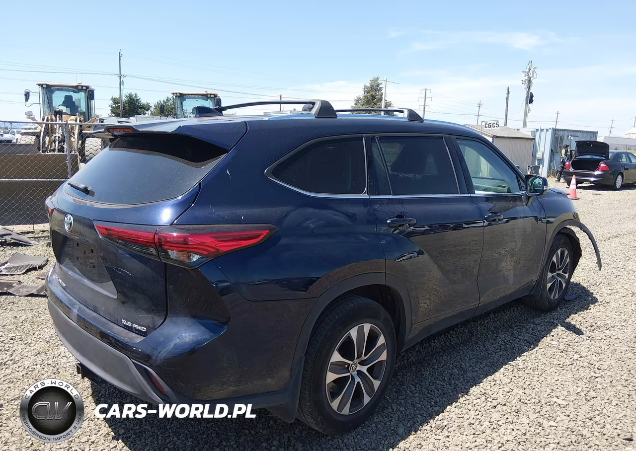 2021 Toyota Highlander Xle VIN:5TDHZRBH7MS524846 - 4