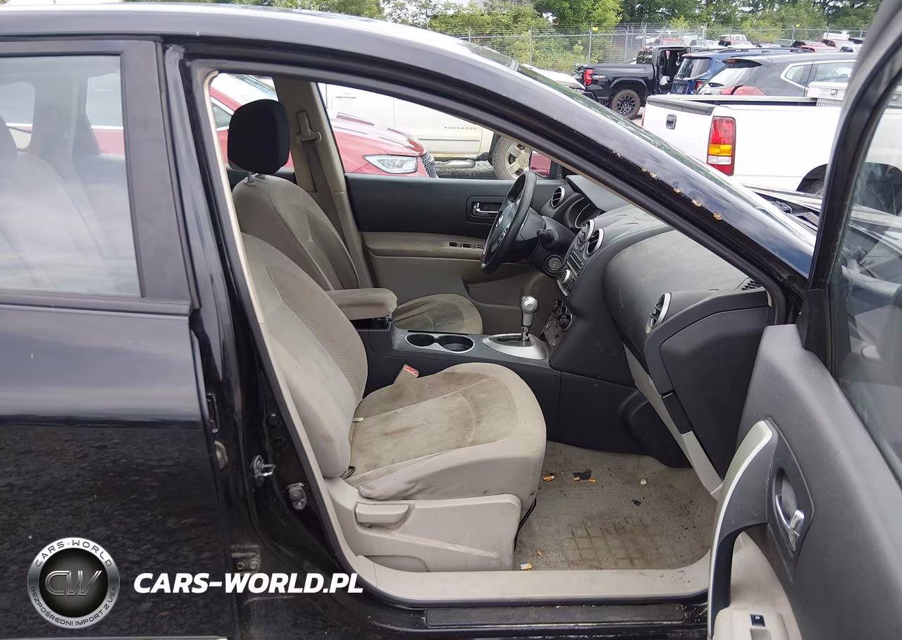 2011 Nissan Rogue S VIN:JN8AS5MV4BW257765 - 5