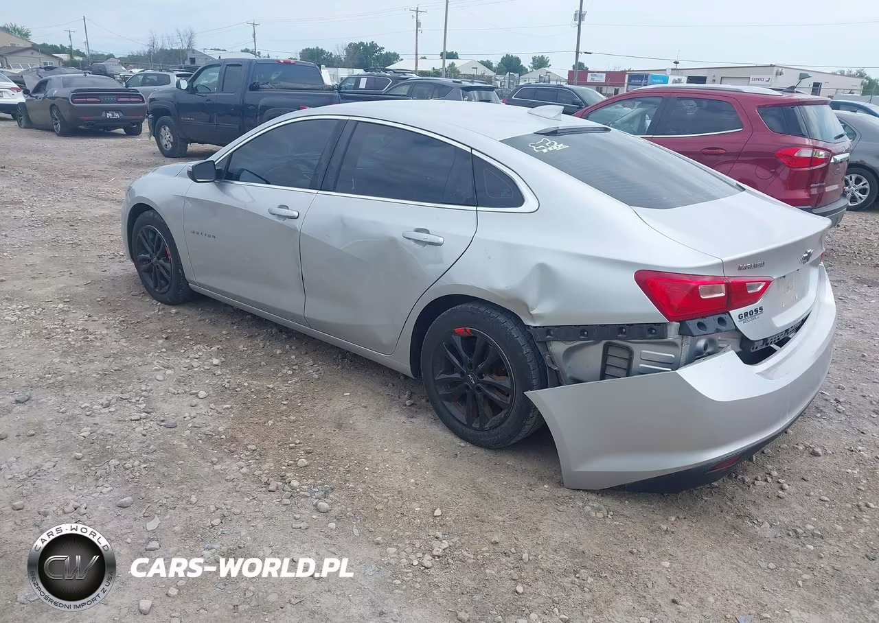2018 Chevrolet Malibu Lt VIN:1G1ZD5ST2JF270094 - 3
