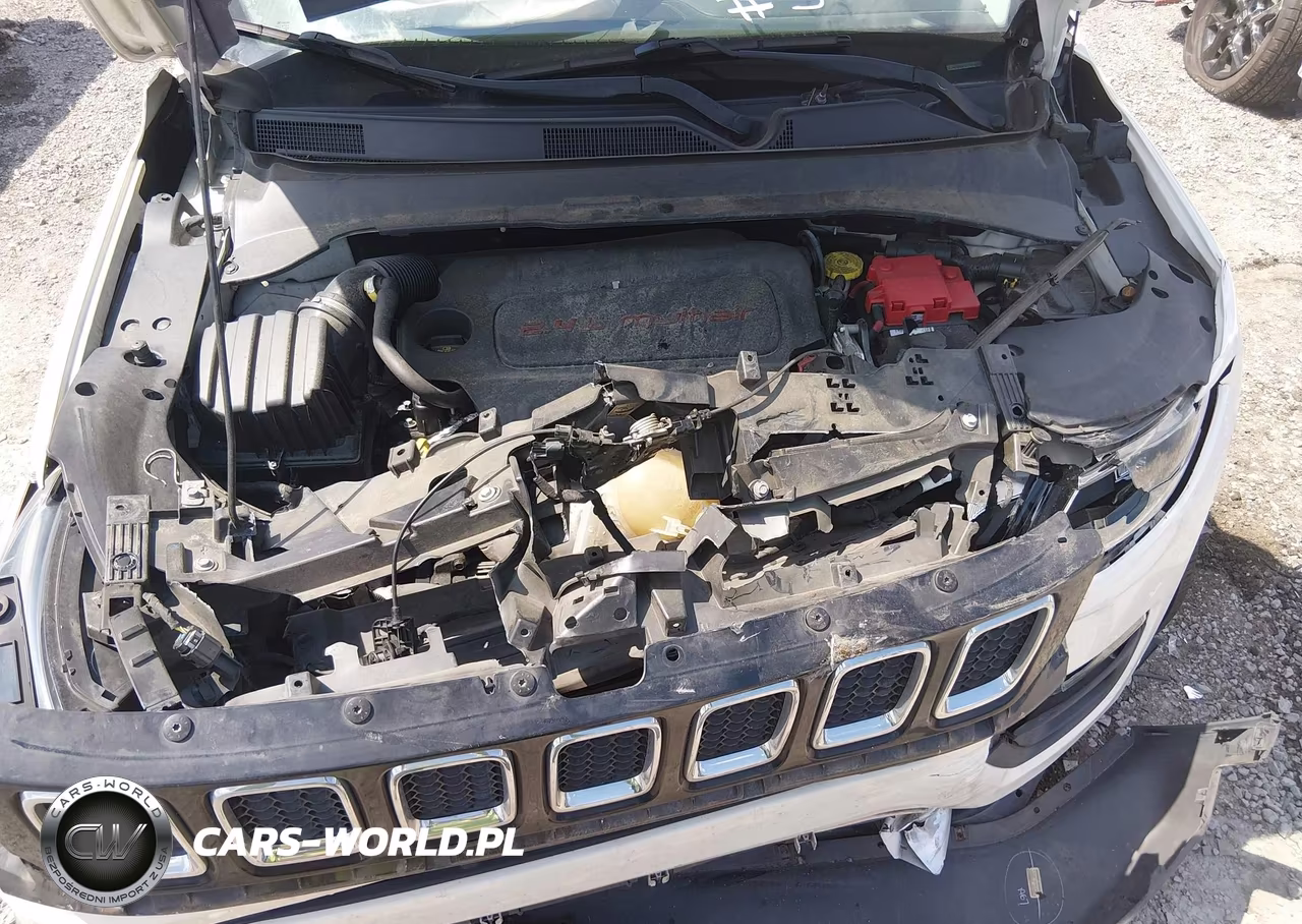 2019 Jeep Compass Latitude 4X4 VIN:3C4NJDBB1KT741823 - 10