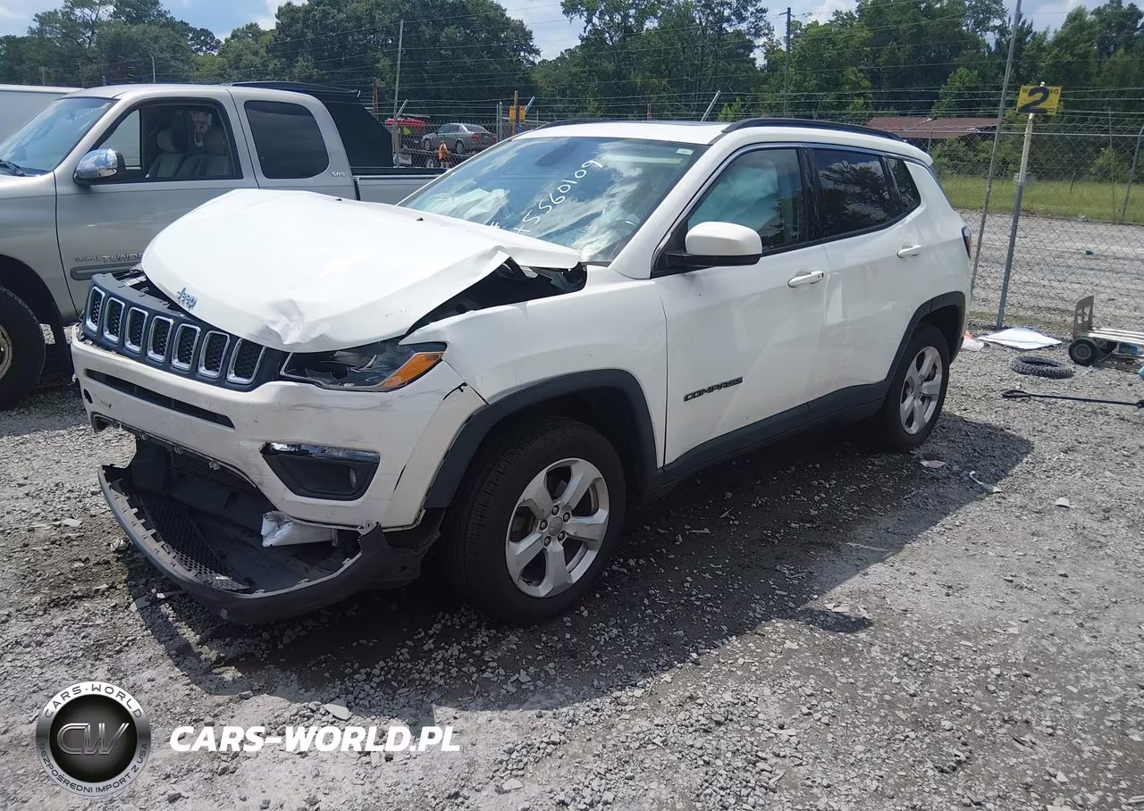 2019 Jeep Compass Latitude 4X4 VIN:3C4NJDBB1KT741823 - 2