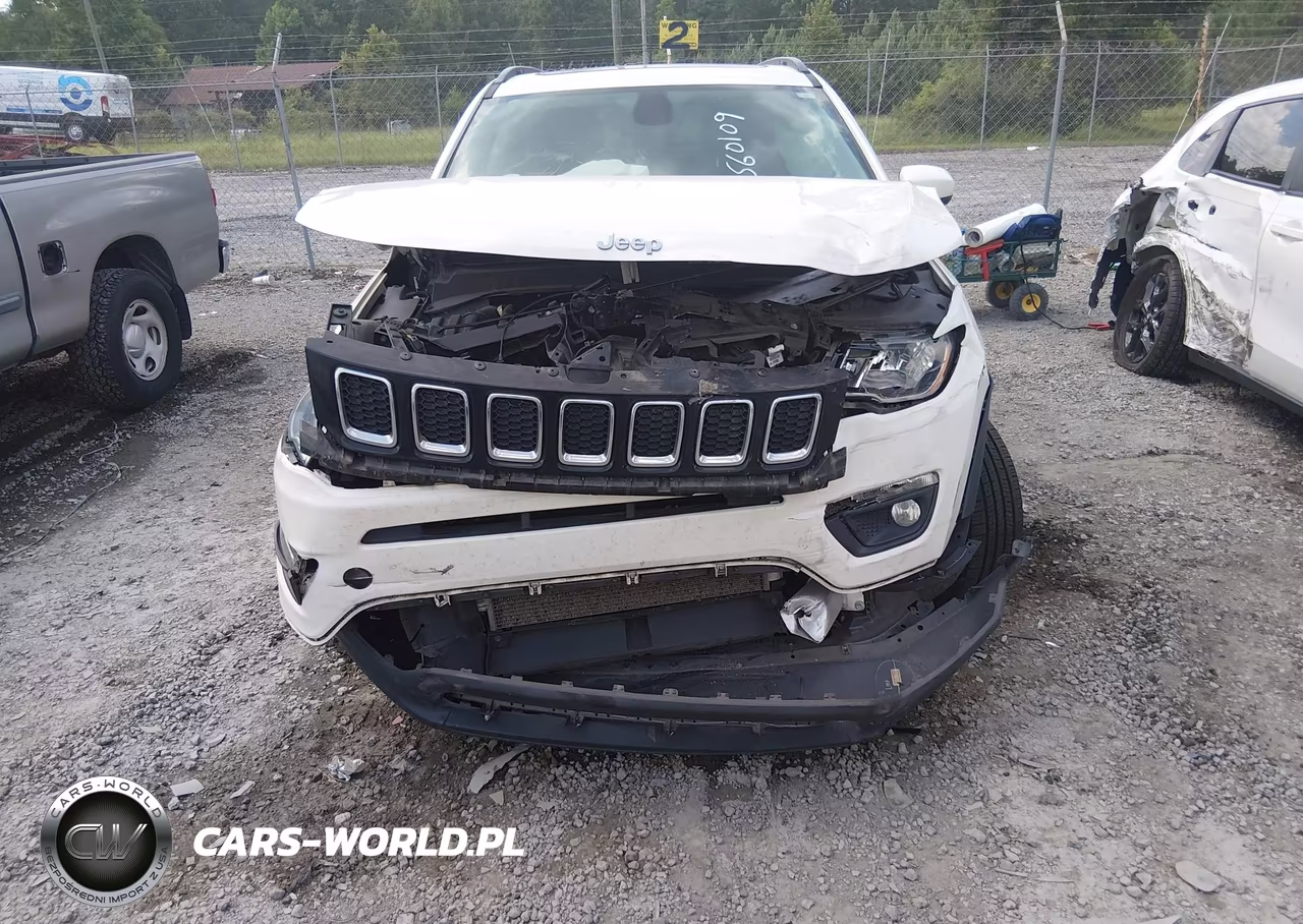 2019 Jeep Compass Latitude 4X4 VIN:3C4NJDBB1KT741823 - 6