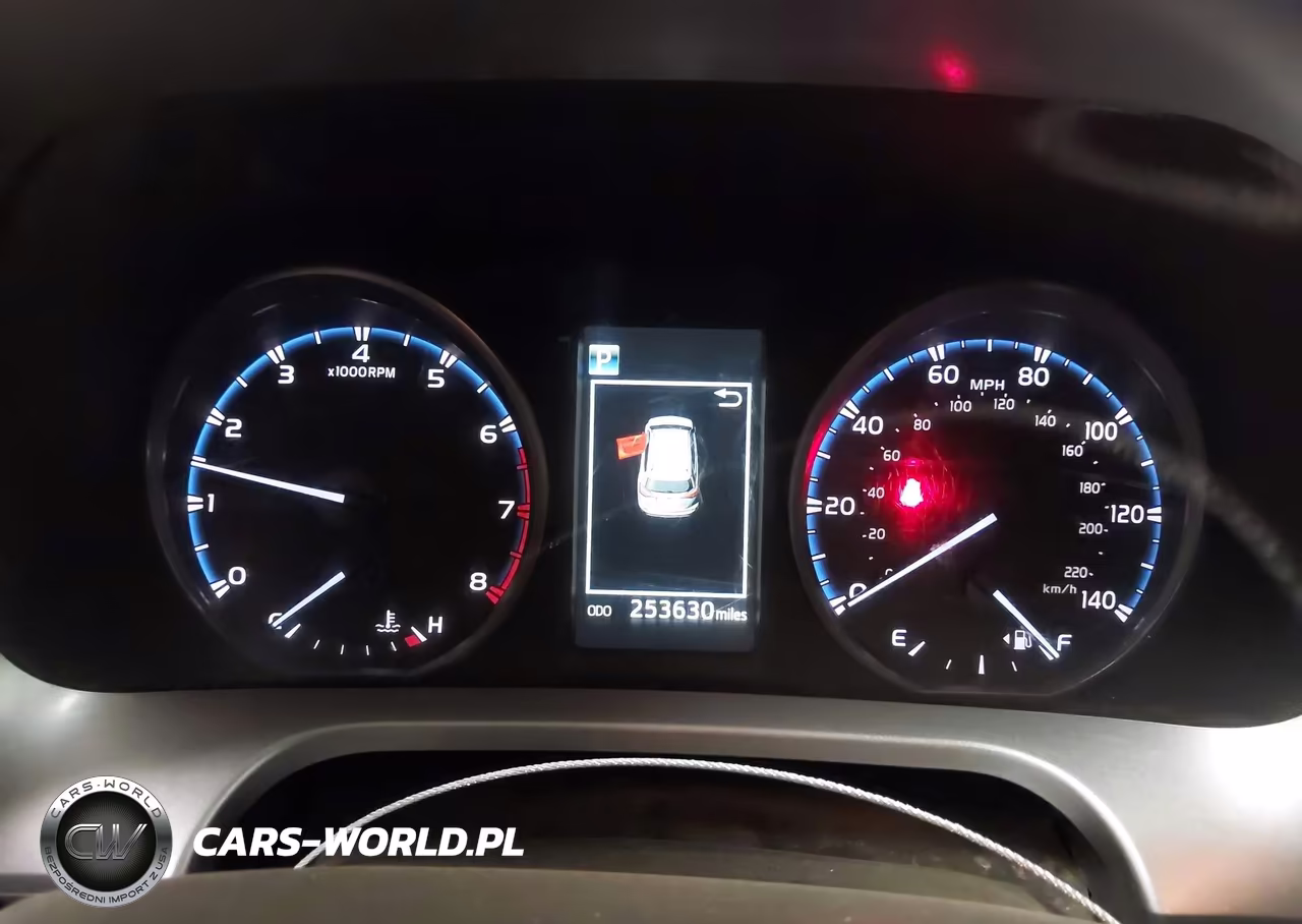 2017 Toyota Rav4 Le VIN:JTMBFREV5HJ711635 - 7