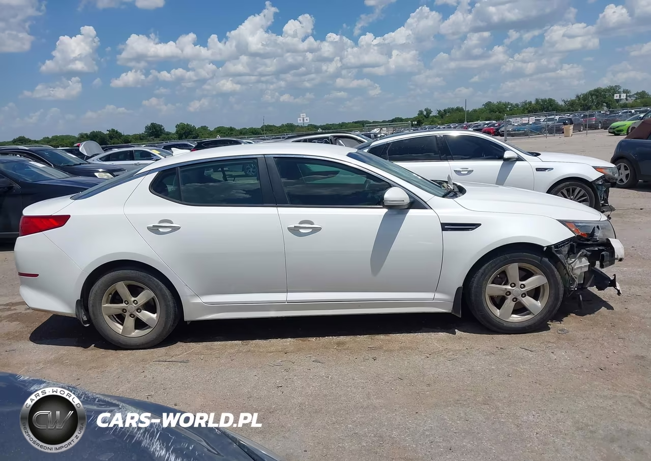 2015 Kia Optima Lx VIN:KNAGM4A7XF5580808 - 13