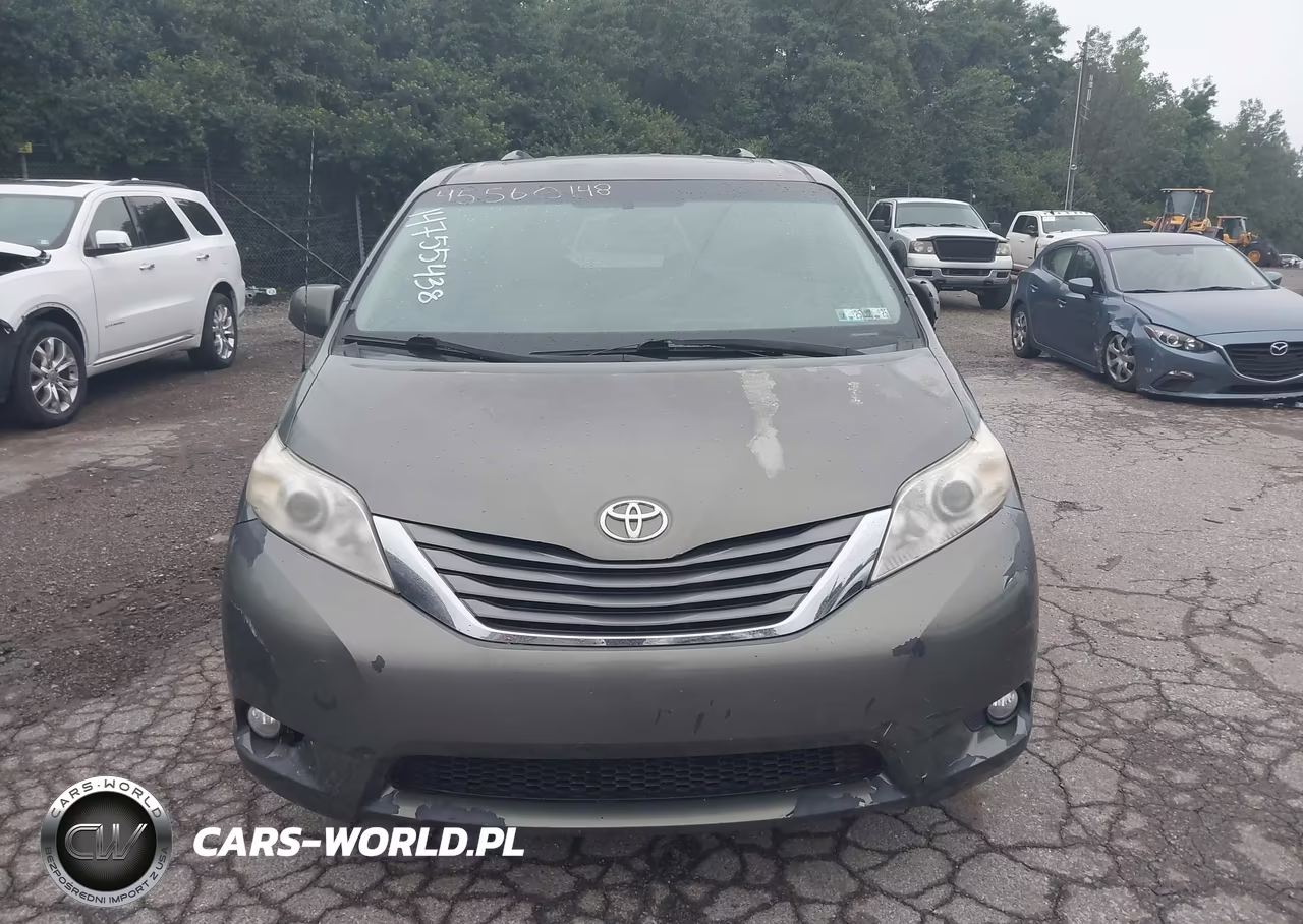 2011 Toyota Sienna Xle V6 VIN:5TDYK3DC4BS058275 - 13