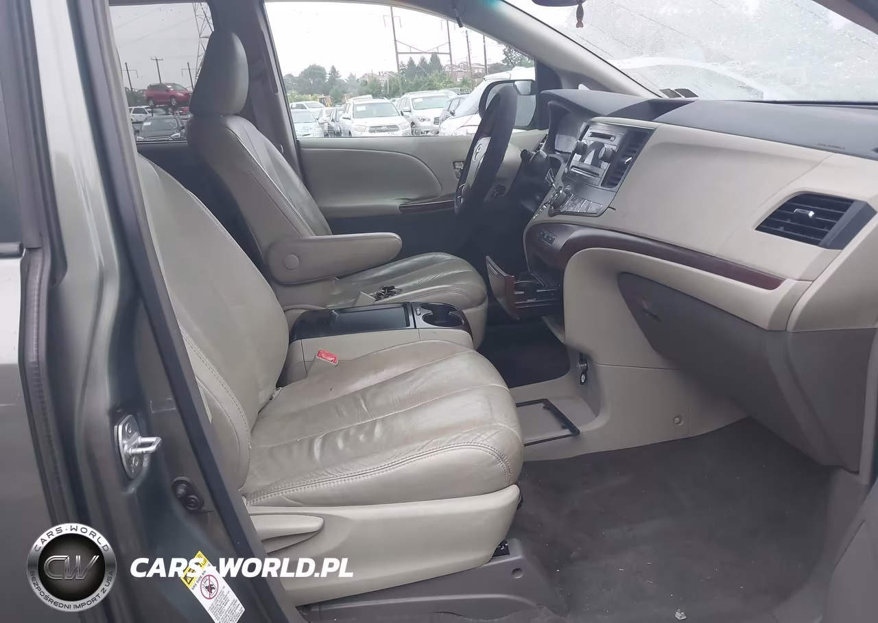 2011 Toyota Sienna Xle V6 VIN:5TDYK3DC4BS058275 - 5