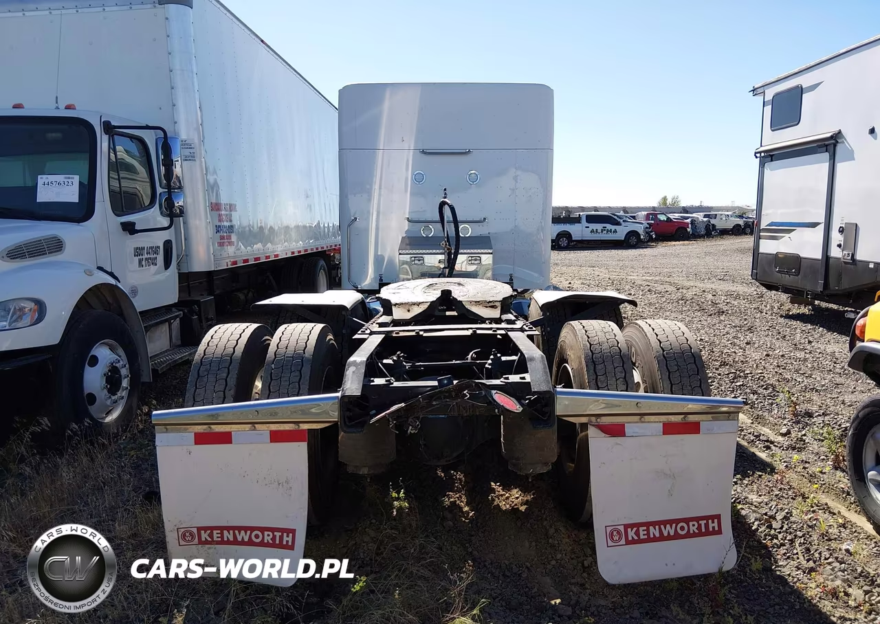 2025 Kenworth W990 VIN:1XK1P49X1SJ120771 - 17