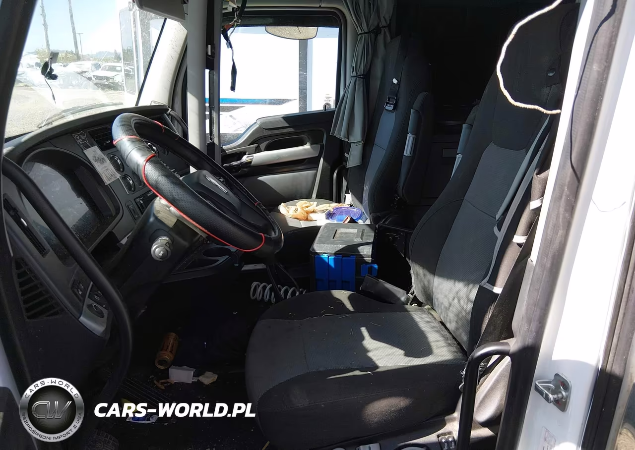 2025 Kenworth W990 VIN:1XK1P49X1SJ120771 - 7
