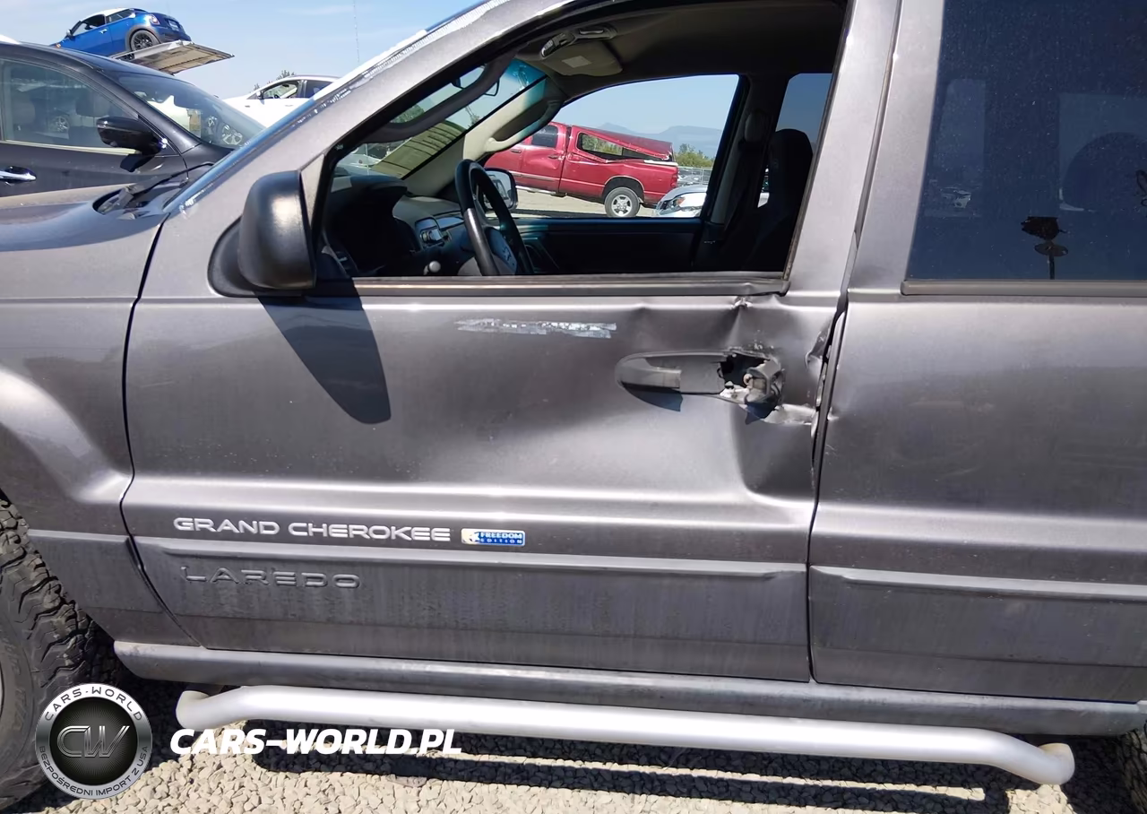 2004 Jeep Grand Cherokee Laredo VIN:1J4GW48J24C250579 - 6