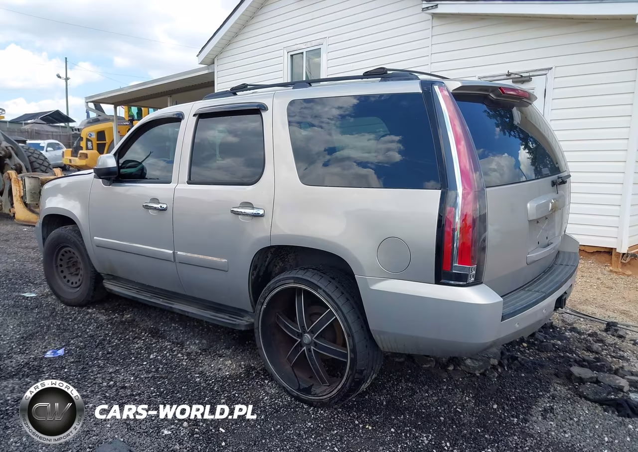 2008 Chevrolet Tahoe Lt VIN:1GNFC130X8R114346 - 3