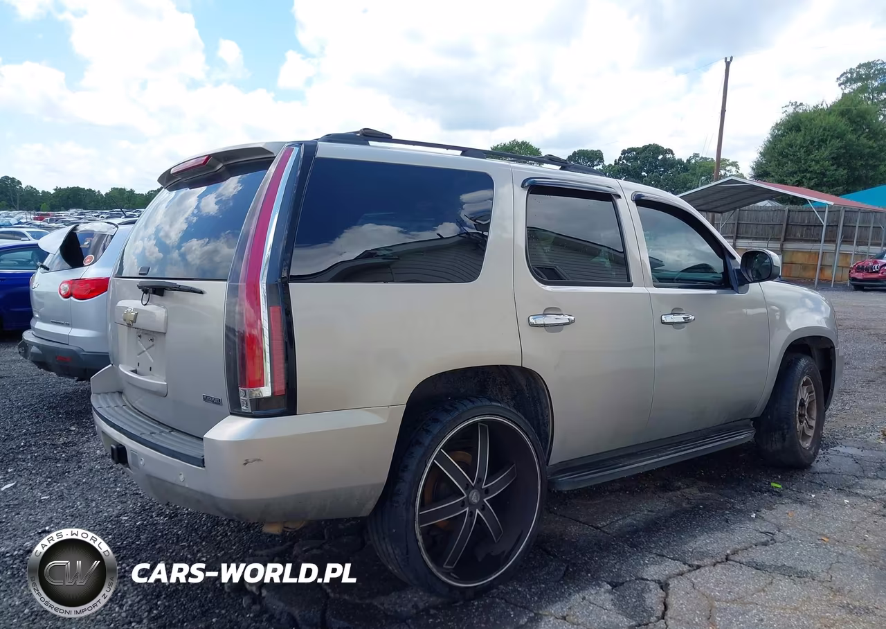 2008 Chevrolet Tahoe Lt VIN:1GNFC130X8R114346 - 4