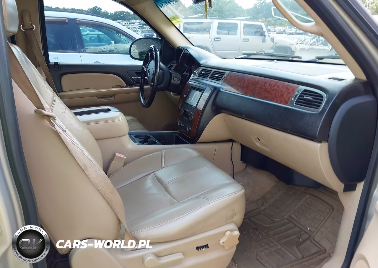 2008 Chevrolet Tahoe Lt VIN:1GNFC130X8R114346 - 5