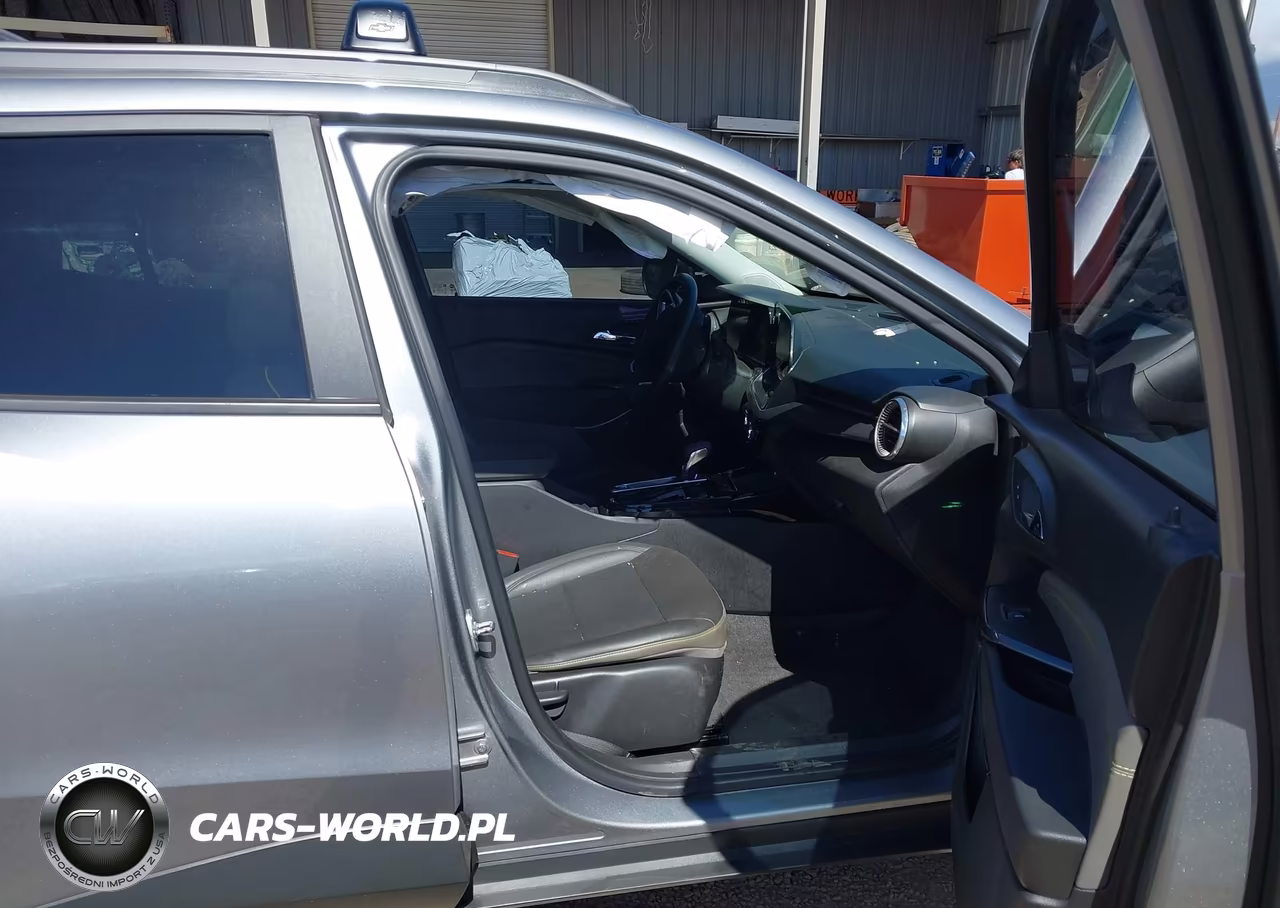 2025 Chevrolet Trax Fwd Activ VIN:KL77LKEP0SC079904 - 5