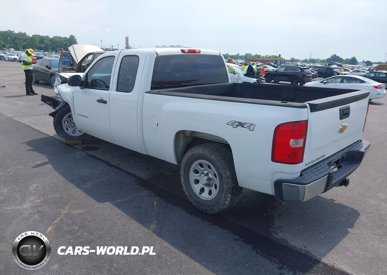 2013 Chevrolet Silverado 1500 Work Truck VIN:1GCRKPEA0DZ210949 - 3