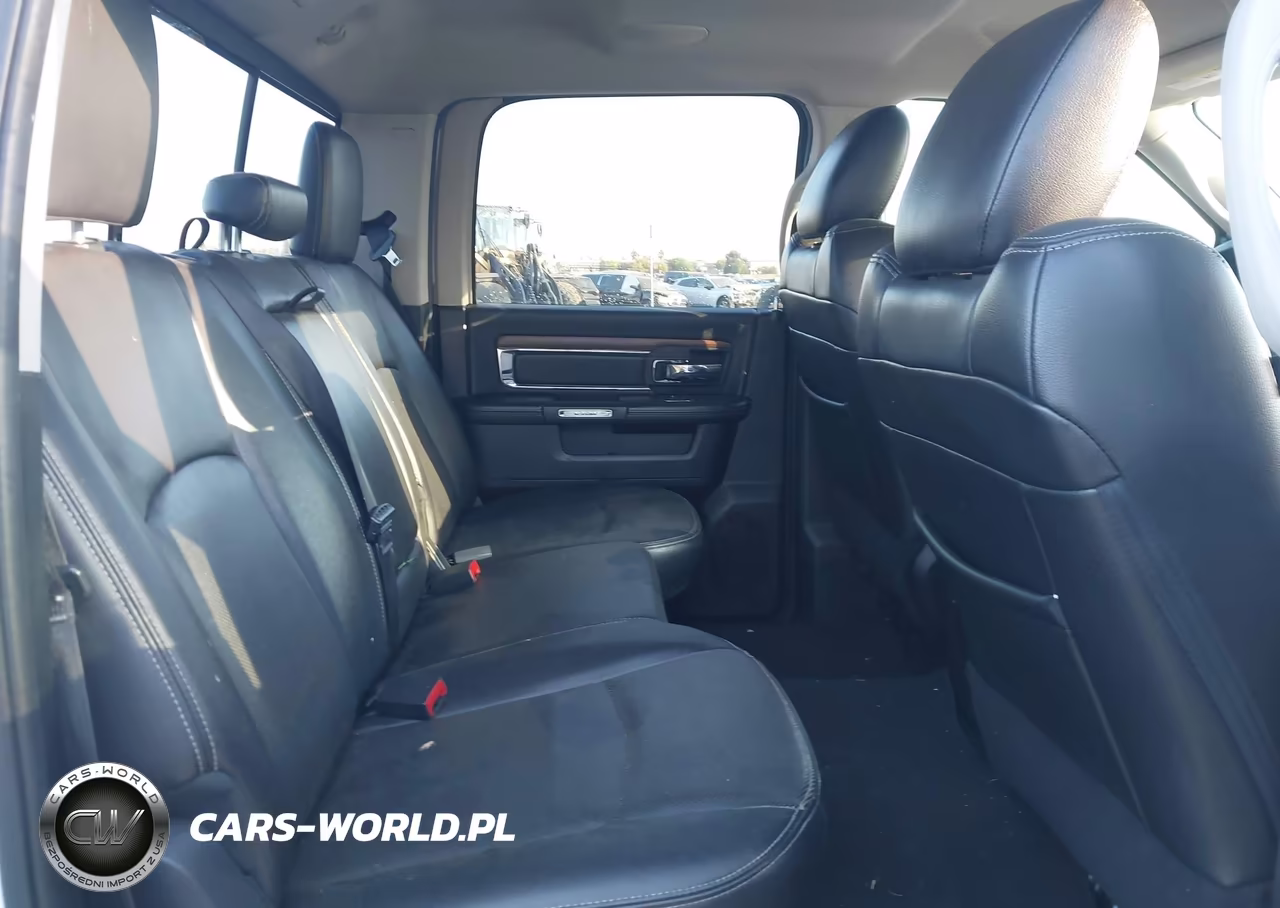 2016 Ram 1500 Laramie VIN:1C6RR7NM3GS326334 - 8
