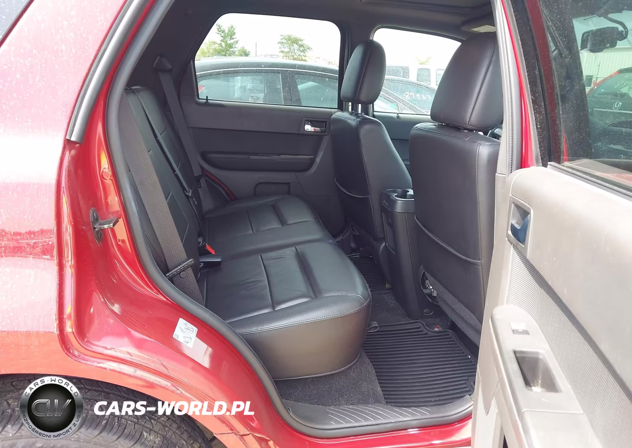2011 Ford Escape Limited VIN:1FMCU9EGXBKA56784 - 8
