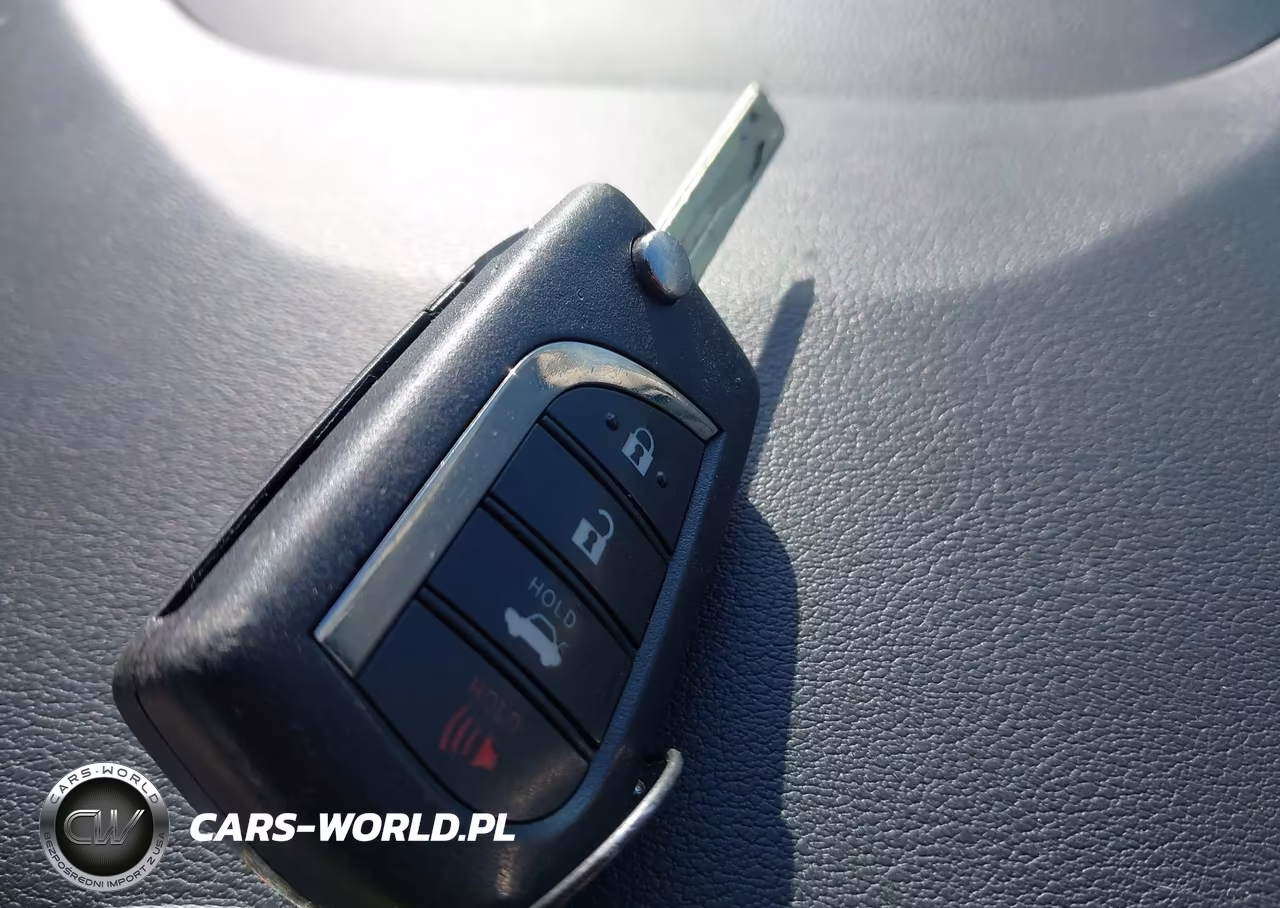 2022 Toyota Corolla Le VIN:5YFEPMAE7NP296201 - 11