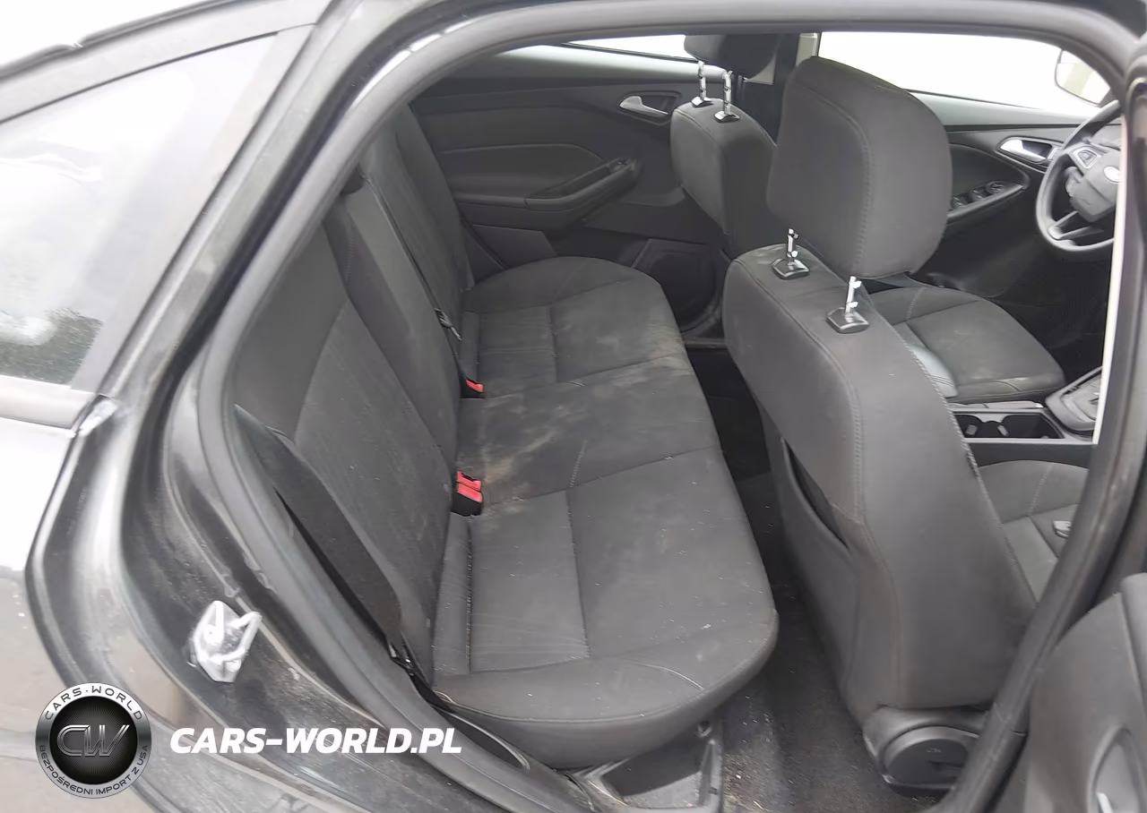 2017 Ford Focus Se VIN:1FADP3FEXHL316099 - 8