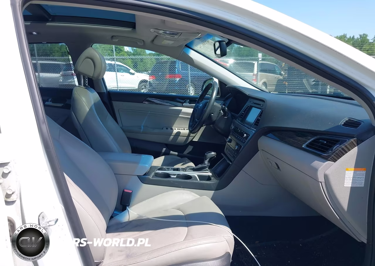 2017 Hyundai Sonata Hybrid Limited VIN:KMHE34L1XHA056117 - 5