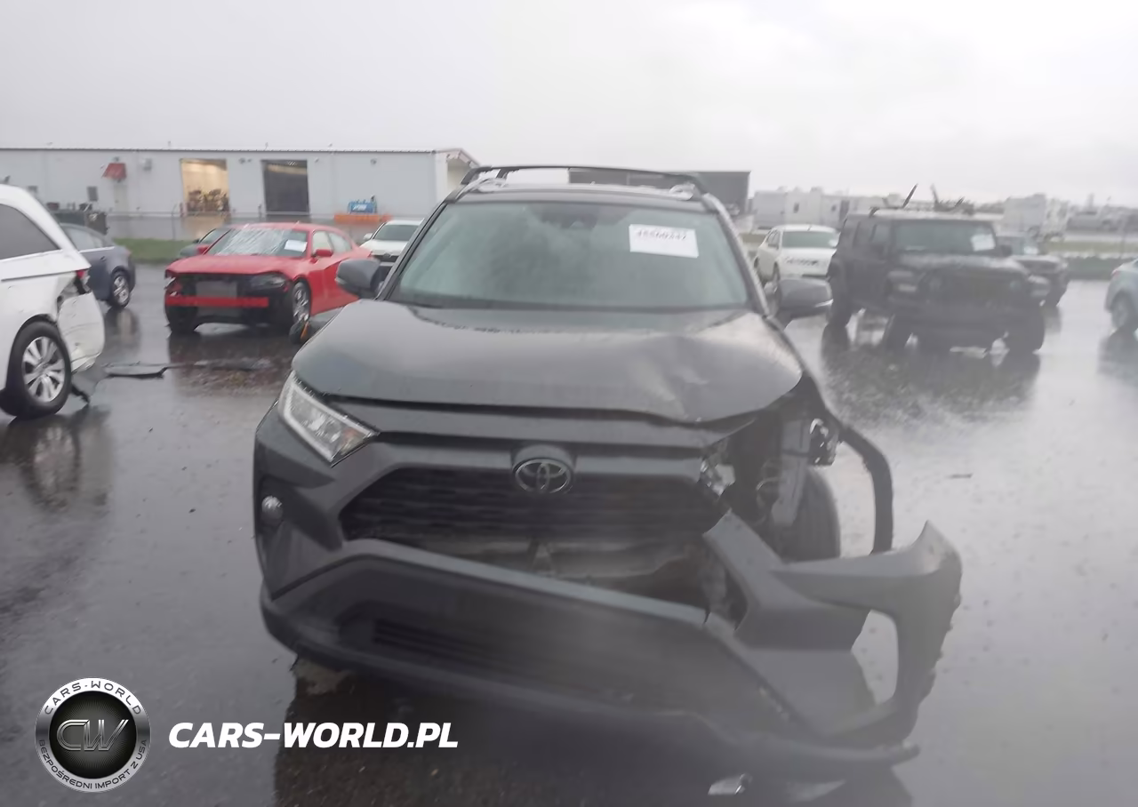 2021 Toyota Rav4 Xle VIN:2T3P1RFV2MC167627 - 13