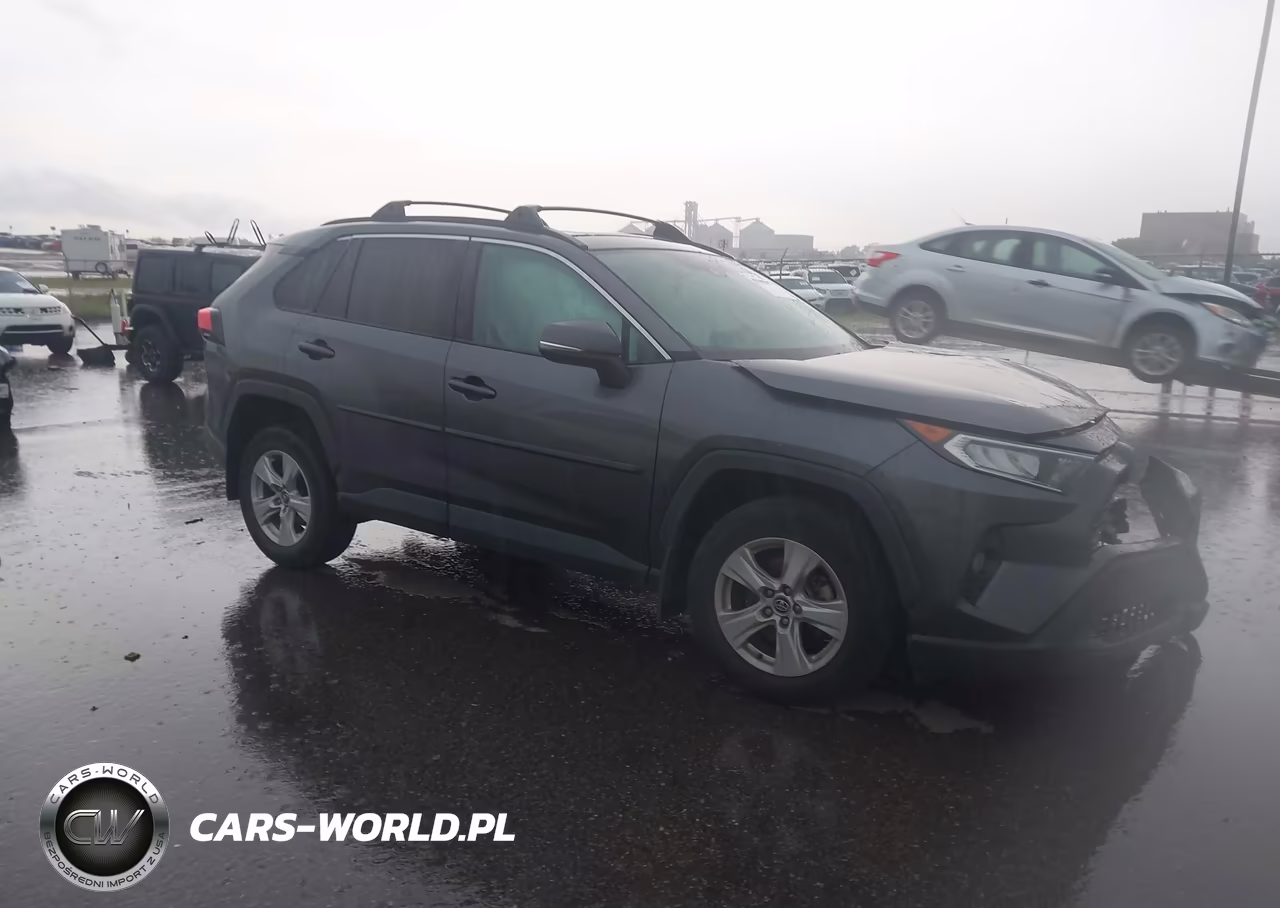2021 Toyota Rav4 Xle VIN:2T3P1RFV2MC167627 - 14