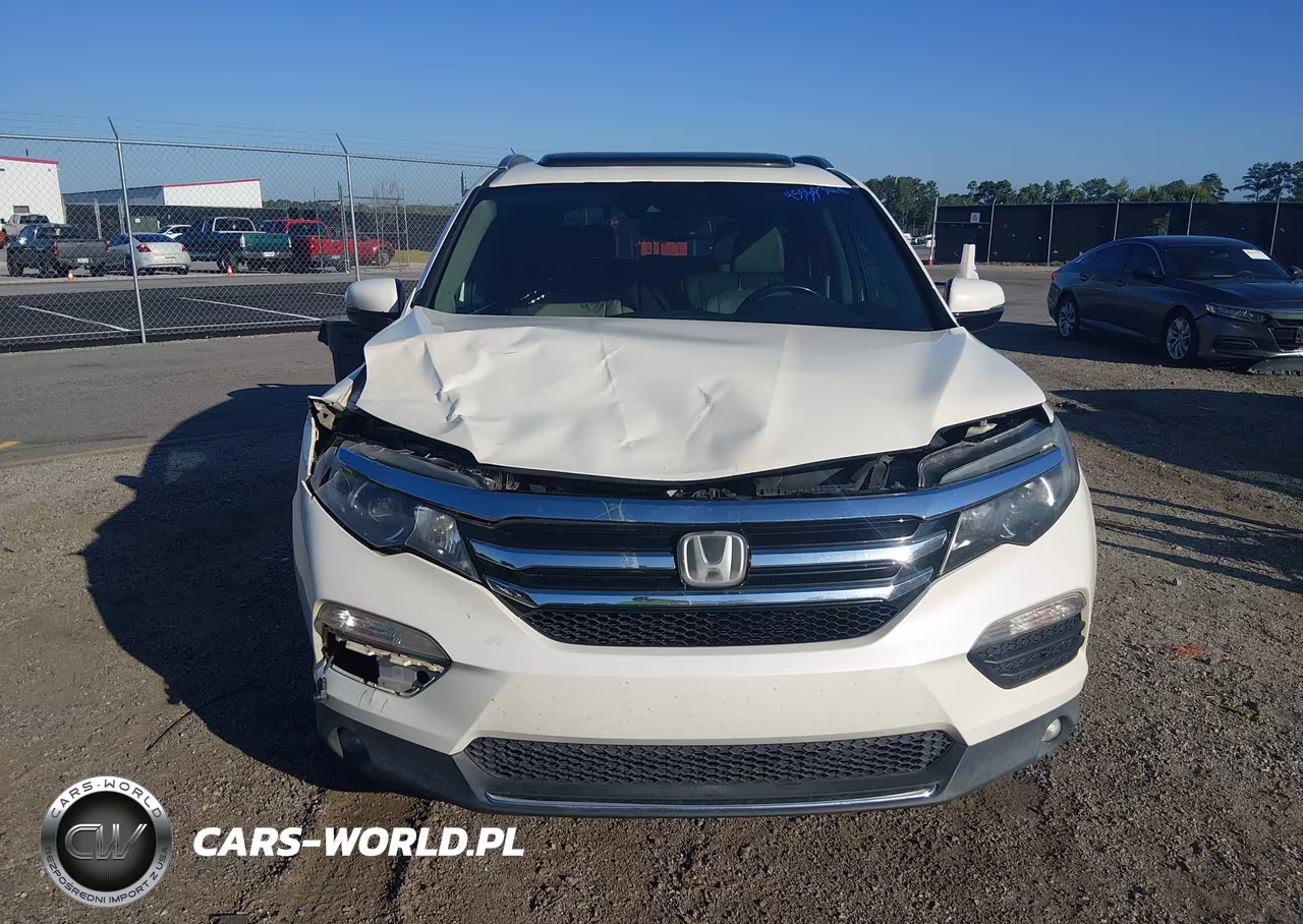 2016 Honda Pilot Elite VIN:5FNYF6H01GB106610 - 12