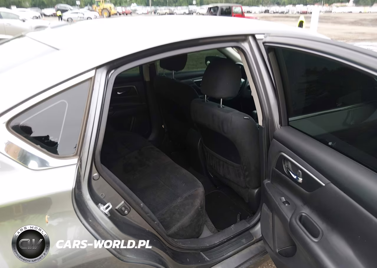 2015 Nissan Altima 2.5 S VIN:1N4AL3AP4FN401996 - 8