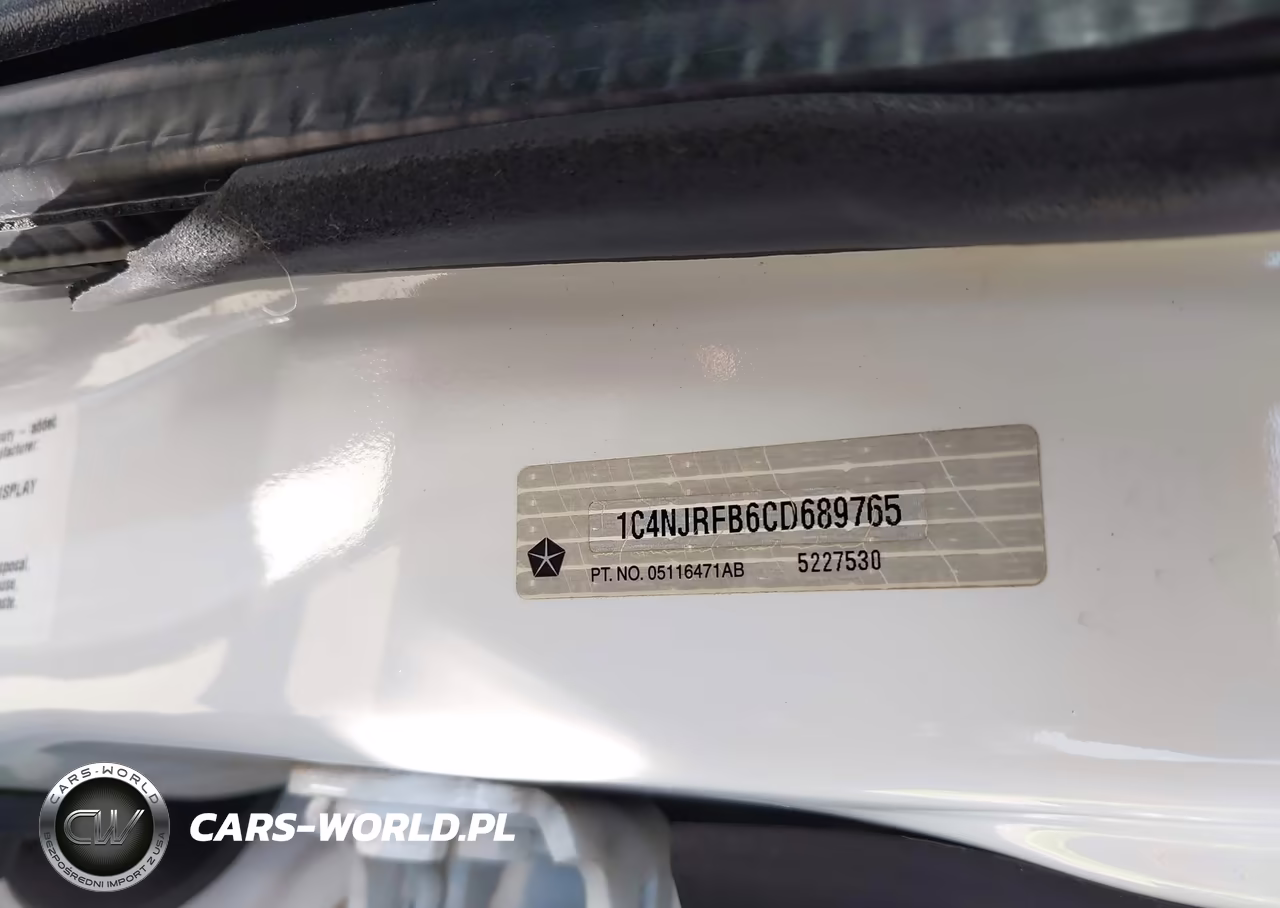 2012 Jeep Patriot Latitude VIN:1C4NJRFB6CD689765 - 9