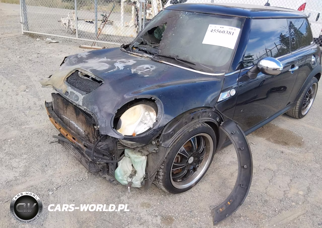 2009 Mini Cooper S VIN:WMWMF73509TT95015 - 13