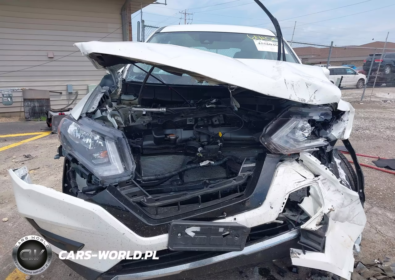 2019 Nissan Rogue S VIN:KNMAT2MV8KP504058 - 13