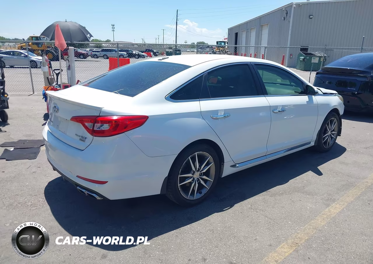 2015 Hyundai Sonata Sport 2.0T VIN:5NPE34ABXFH158748 - 4