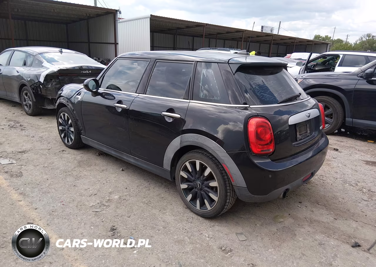 2015 Mini Hardtop Cooper VIN:WMWXS5C50FT826980 - 3
