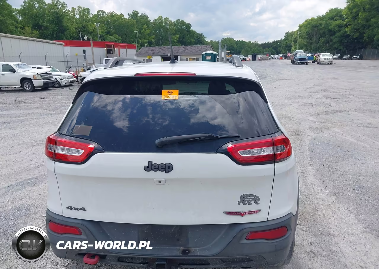 2015 Jeep Cherokee Trailhawk VIN:1C4PJMBS6FW778522 - 16