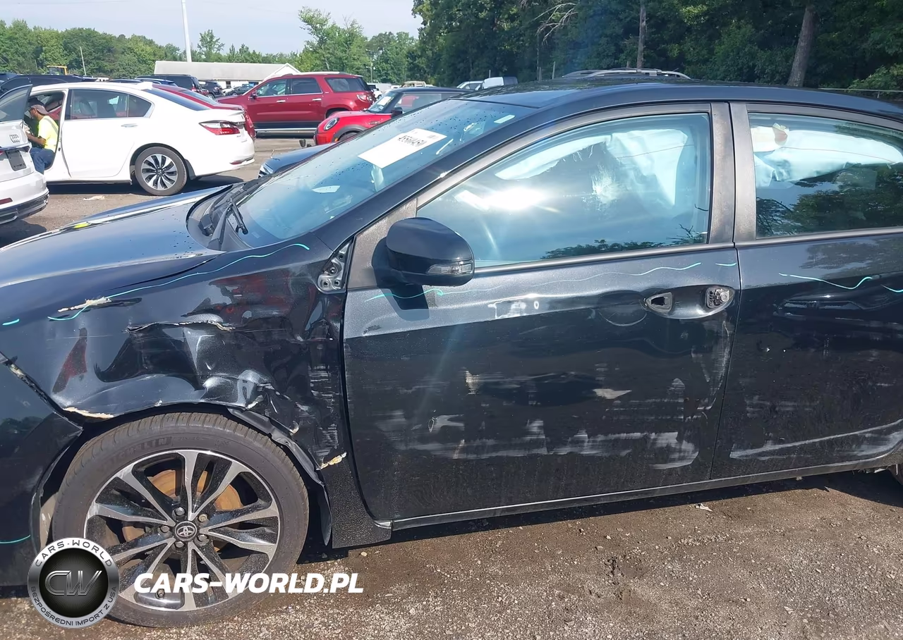 2018 Toyota Corolla Se VIN:2T1BURHEXJC053913 - 6