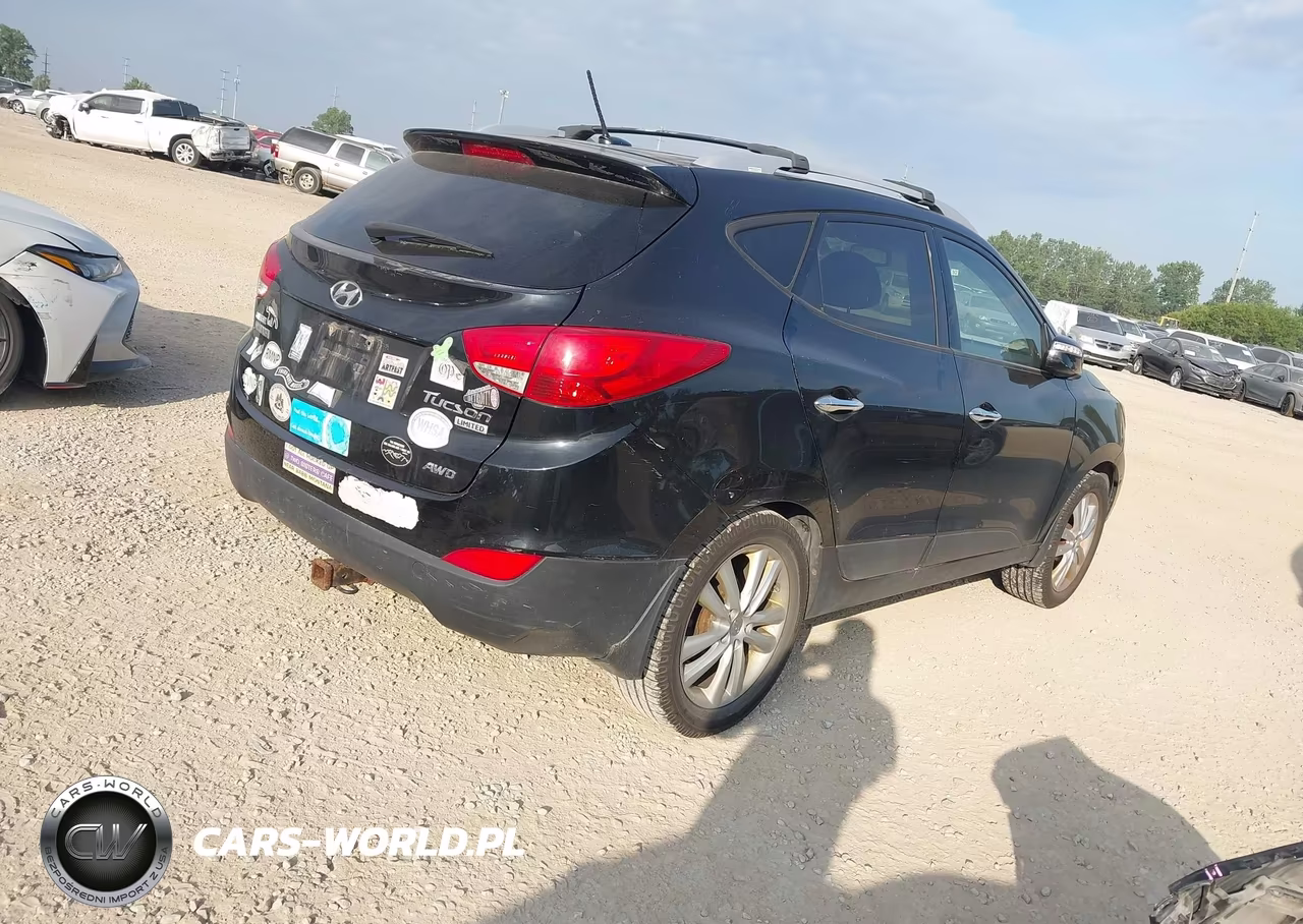 2013 Hyundai Tucson Limited VIN:KM8JUCAC0DU581271 - 4