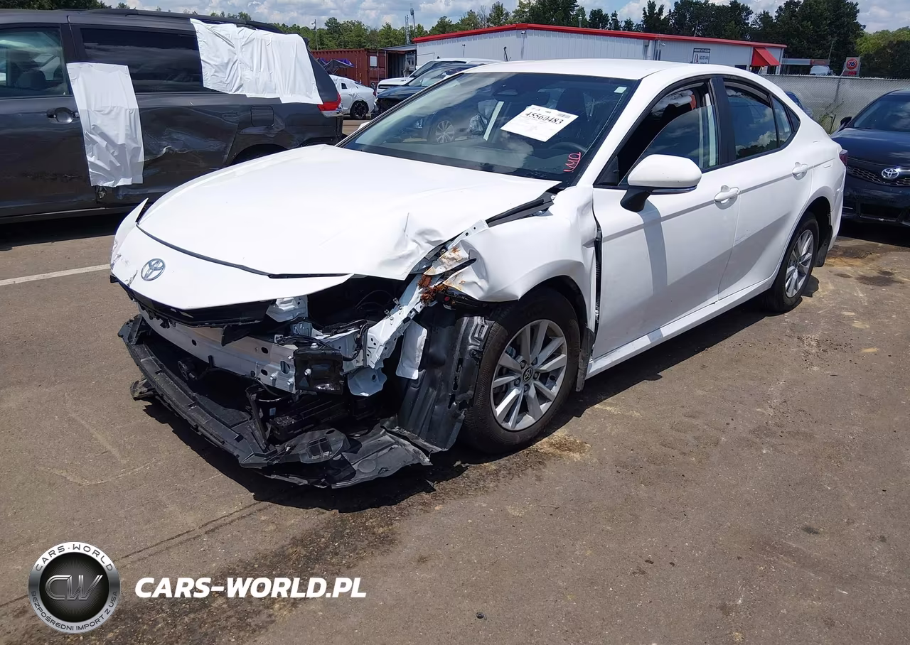 2026 Toyota Camry Le VIN:4T1DAACK7TU292398 - 6