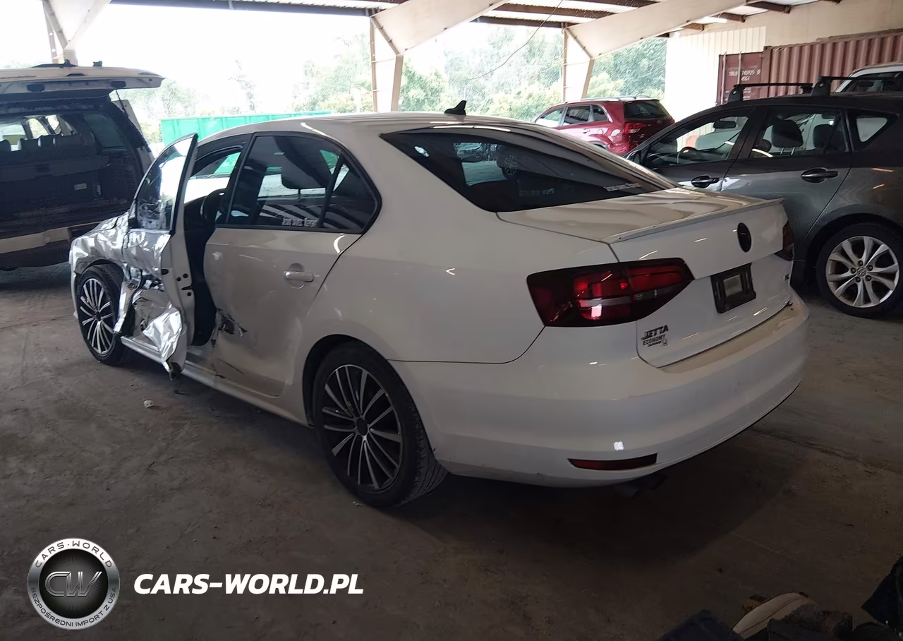 2017 Volkswagen Jetta 1.8T Sport VIN:3VWD17AJ3HM387633 - 3
