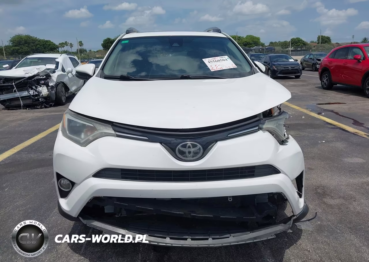 2017 Toyota Rav4 Xle VIN:JTMWFREV9HJ102338 - 12