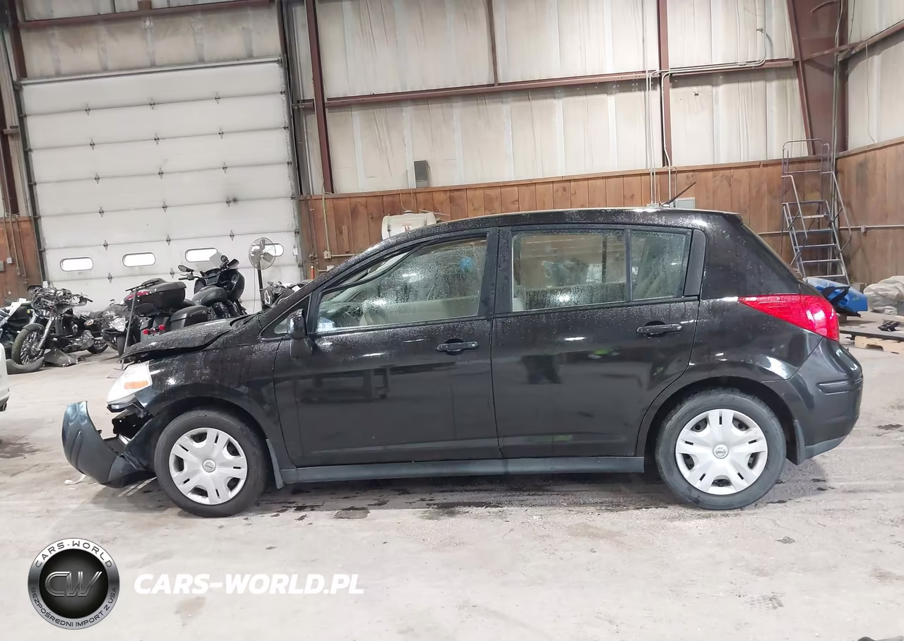 2011 Nissan Versa 1.8S VIN:3N1BC1CP8BL392510 - 14