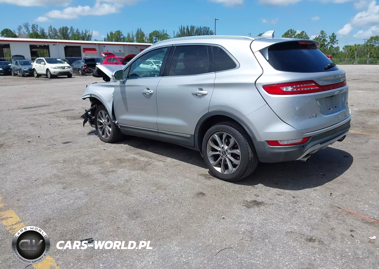 2018 Lincoln Mkc Select VIN:5LMCJ2C91JUL11908 - 3