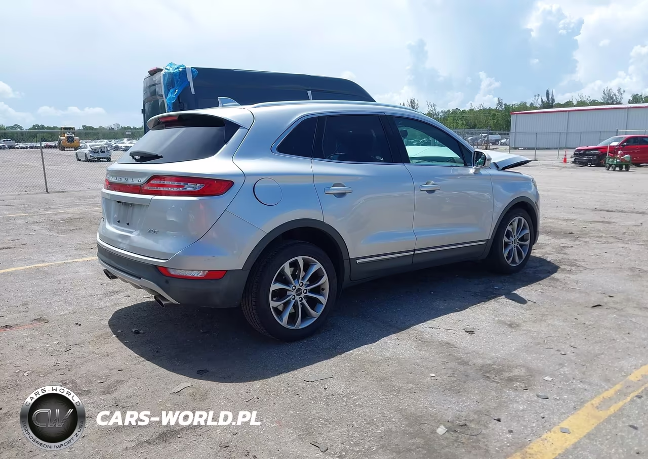 2018 Lincoln Mkc Select VIN:5LMCJ2C91JUL11908 - 4