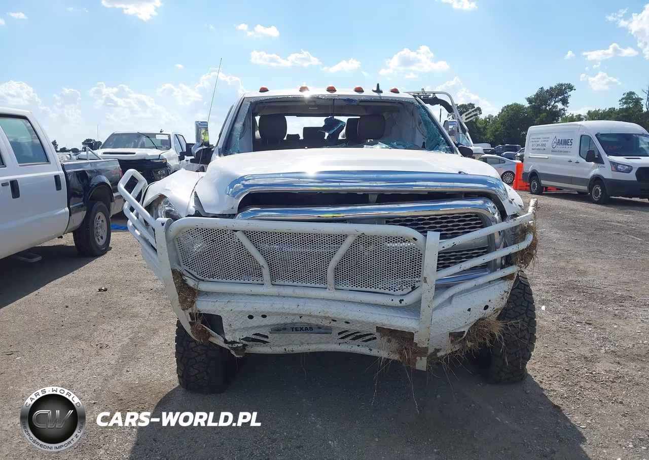2016 Ram 3500 Laramie VIN:3C63RRML3GG128354 - 12