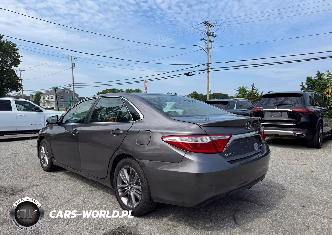 2017 Toyota Camry Se VIN:4T1BF1FK1HU341316 - 3